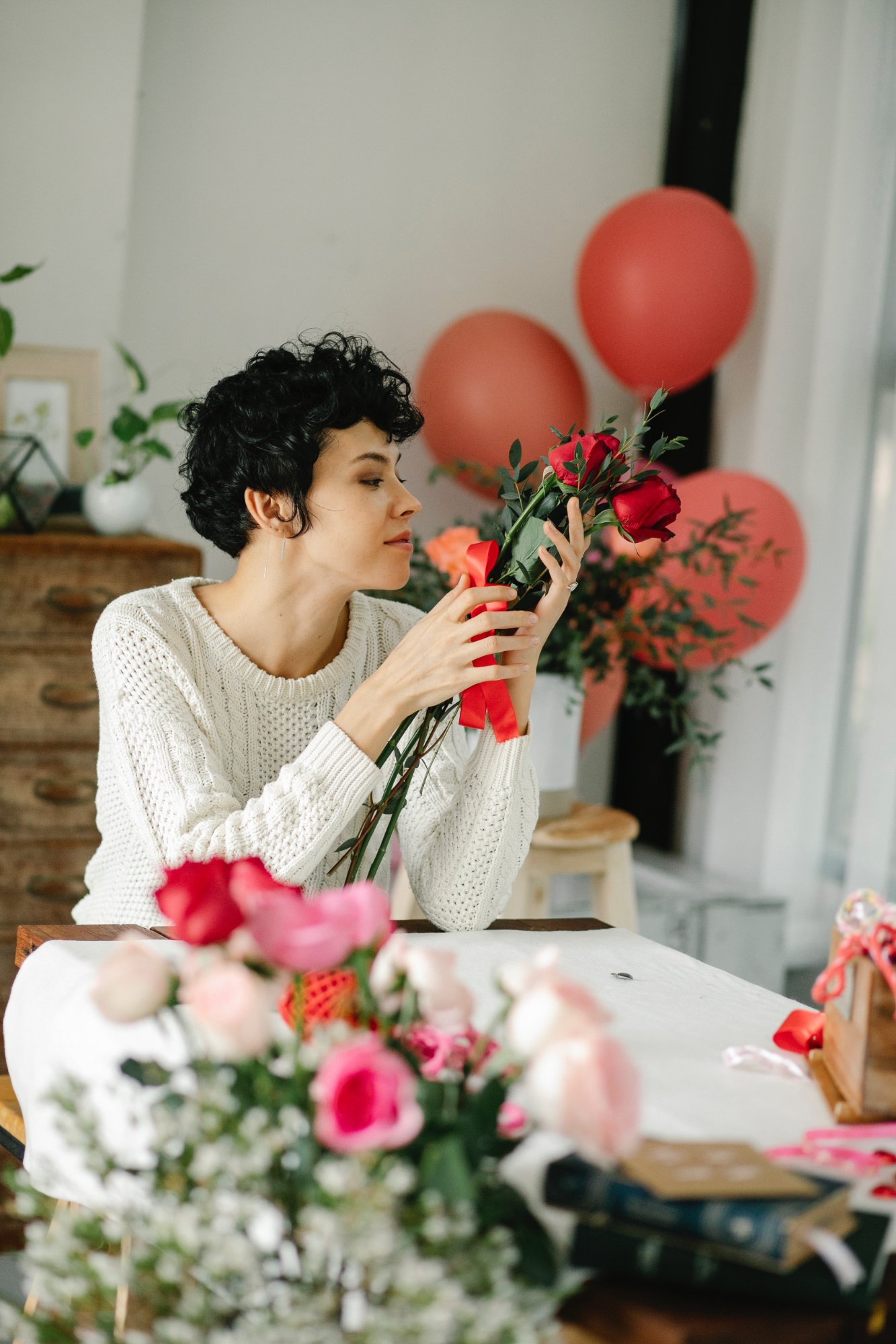 Spontane Überraschung mit Rosen